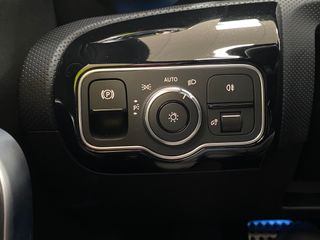 Mercedes-Benz Clase A AMG 180 1.3 136CV Auto. MHEV