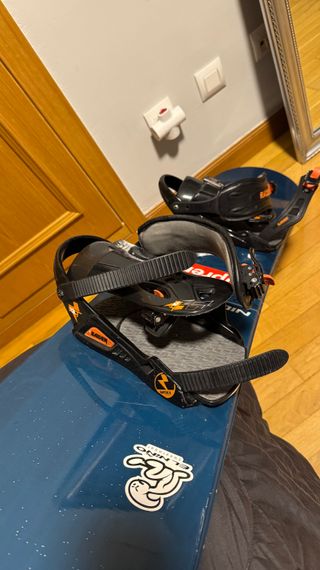 Tabla Snowboard Nidecker con Fijaciones