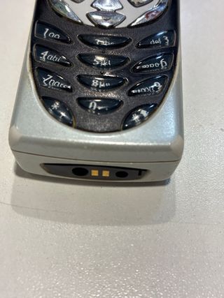 Nokia 8310