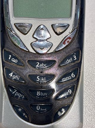 Nokia 8310