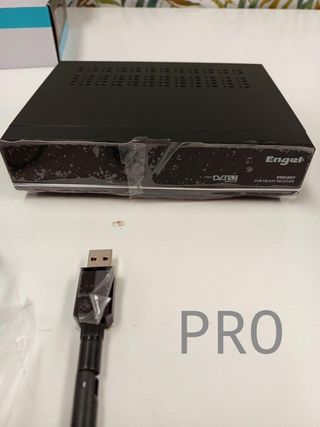 Receptor satélite ENGEL RS8100Y HD