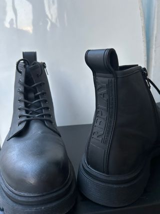 #Botines  #Replay Piel Hombre Gris