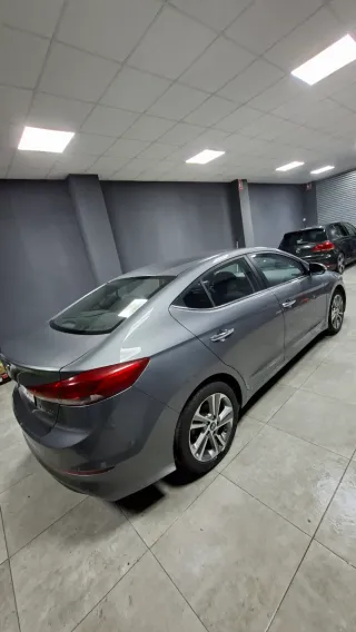 Hyundai Elantra 2017