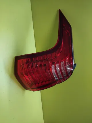 PILOTO TRASERO IZQUIERDO PEUGEOT 5008