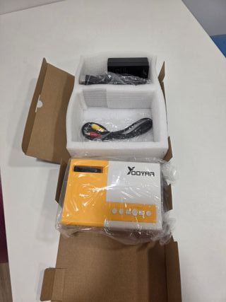 Mini Proyector YOOYAA WiFi 1080P HD