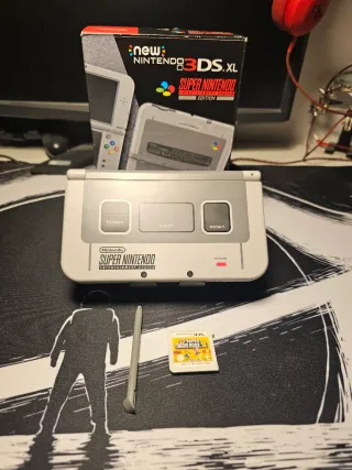 Nintendo New 3DS XL edizione Super Nintendo