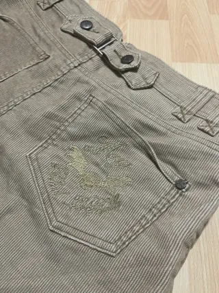 Pantalón de pala pata ancha beige