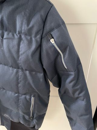 Plumífero Nike Azul Marino con Capucha