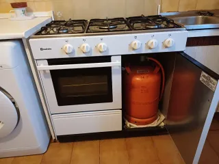 Cocina de gas Meireles con horno