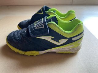 Botas de fútbol Joma niño negras y verde