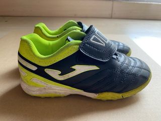 Botas de fútbol Joma niño negras y verde