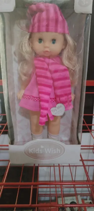 Muñeca Kids Wish Rosa con Bufanda