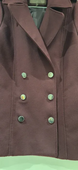Chaquetón burdeos doble botonadura