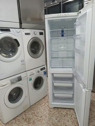 Nevera INDESIT de 1.85 M
