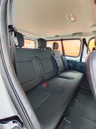 Renault trafic 8 plazas