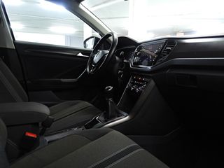 Volkswagen T-Roc 2019