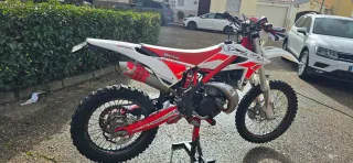 Beta Xtrainer 300 2T, año 2015, 5500km