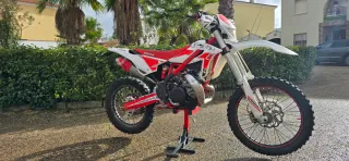 Beta Xtrainer 300 2T, año 2015, 5500km