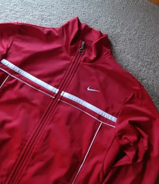 Chaqueta Deportiva Nike Roja