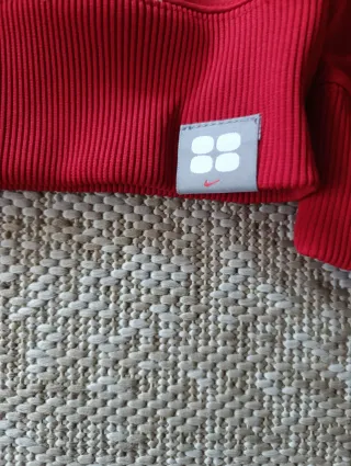 Chaqueta Deportiva Nike Roja