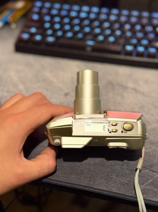 Nikon Lite Touch Zoom 130 ED Cámara