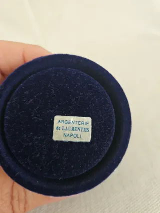 Dos objetos plata de Ley