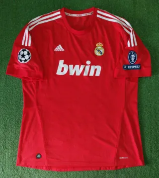 Camisa Cr7 roja Real Madrid