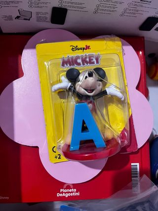 Figura Mickey Disney Jr. con letra A