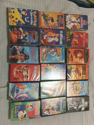 18 Películas Disney VHS (Español)