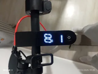 Patinete Eléctrico MK083 no tiene cargador