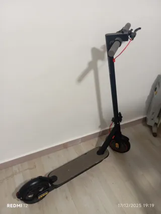 Patinete Eléctrico MK083 no tiene cargador