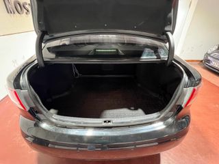 Toyota Avensis 120D 2011