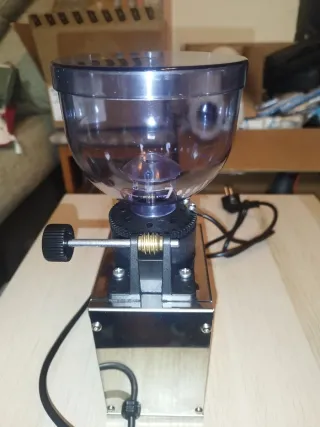 Molinillo Lelit Fred cónico plata/transparente