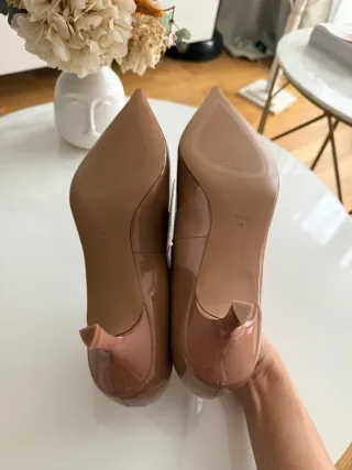 Zapatos charol tacon bajo 39