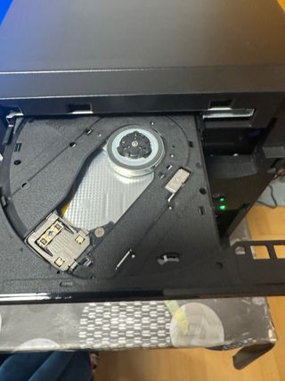 Servidor pc  Fujitsu TX1310 m5 nuevo