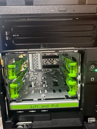 Servidor pc  Fujitsu TX1310 m5 nuevo