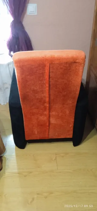 Poltrona relax manuale auricolare arancione e nero