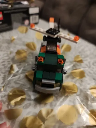 Camión con helicóptero Lego