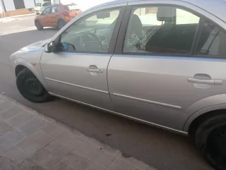Ford Mondeo 2002