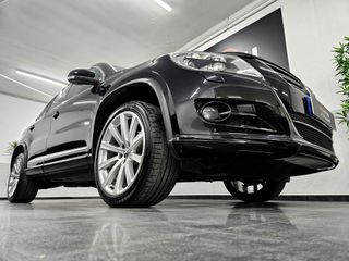 VOLKSWAGEN Tiguan 2.0 TDI Tiptronic R-Line 4motion