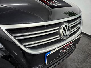 VOLKSWAGEN Tiguan 2.0 TDI Tiptronic R-Line 4motion