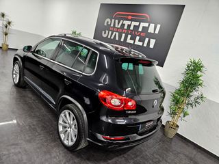 VOLKSWAGEN Tiguan 2.0 TDI Tiptronic R-Line 4motion