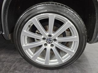 VOLKSWAGEN Tiguan 2.0 TDI Tiptronic R-Line 4motion