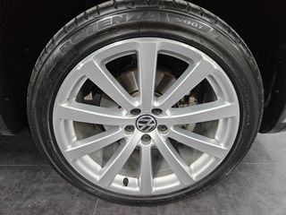 VOLKSWAGEN Tiguan 2.0 TDI Tiptronic R-Line 4motion