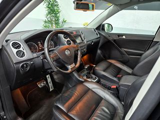 VOLKSWAGEN Tiguan 2.0 TDI Tiptronic R-Line 4motion