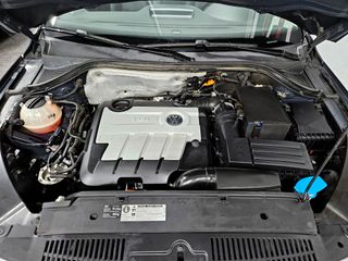 VOLKSWAGEN Tiguan 2.0 TDI Tiptronic R-Line 4motion