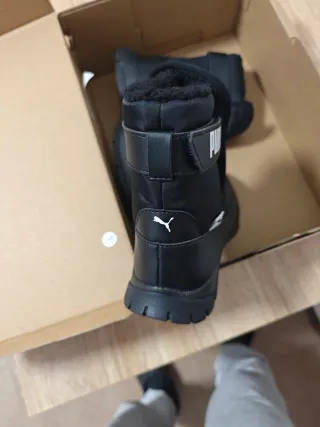 Scarpe da neve Puma nuove Tg 33