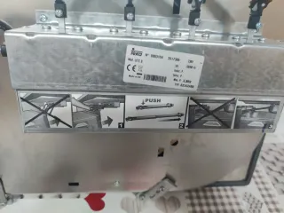 Encimera de cocina TEKA vitrocerámica bordes acero