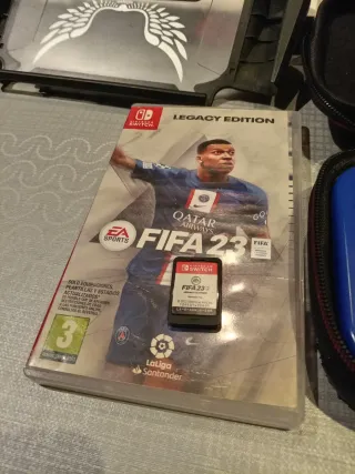 Nintendo Switch Azul/Amarillo + Juegos