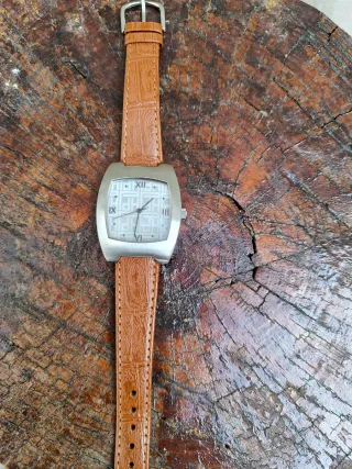 Reloj PH Cuarzo Marrón y Plateado